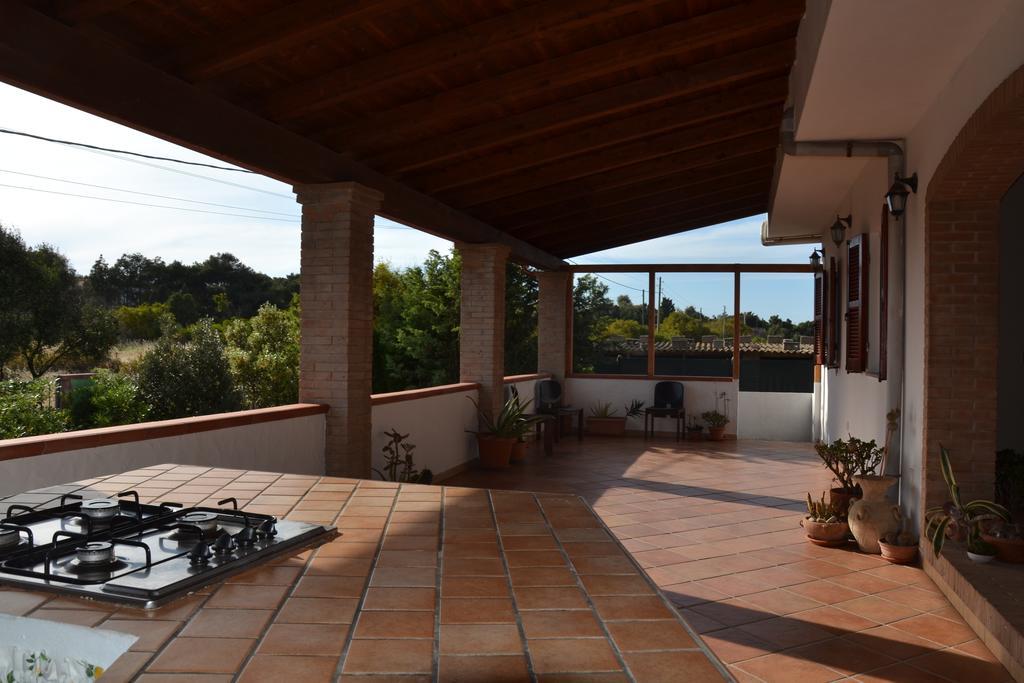 Mi casa es tu casa 79 Bed & Breakfast Portoscuso Bagian luar foto